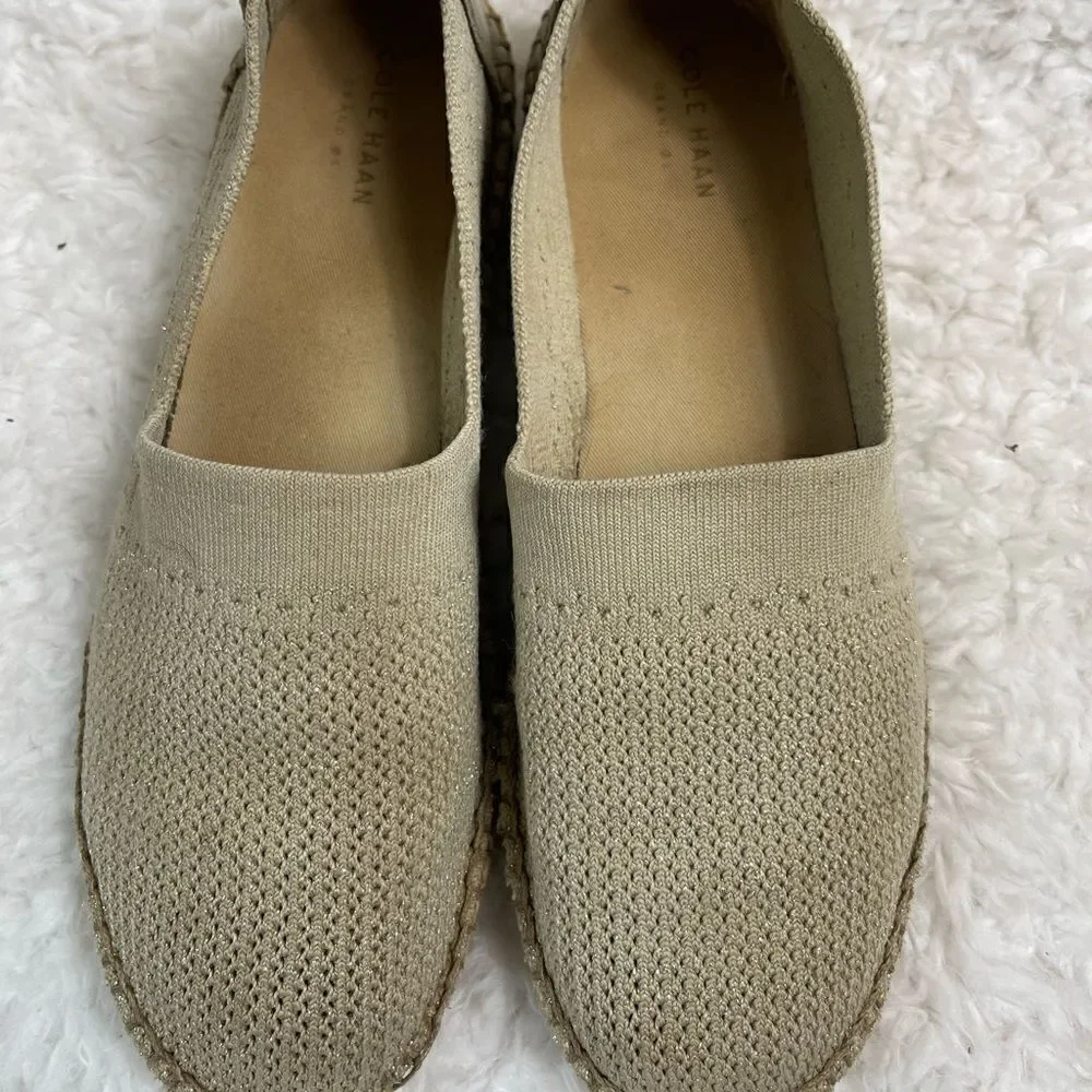 Cole Haan knitted Khaki lite Espadrille Loafer strings of gold threads size 10B